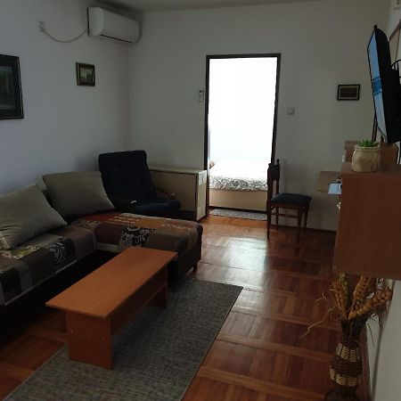 City Center Apartment 1 Nis Ngoại thất bức ảnh